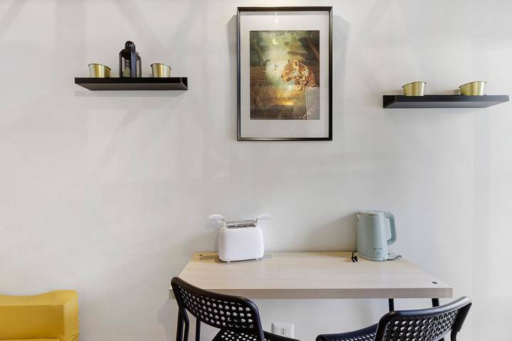 Ganze Wohnung, Apartment „Little House in Trastevere“ mit Balkon, Wlan und Klimaanlage in Rom Zentrum, Rom
