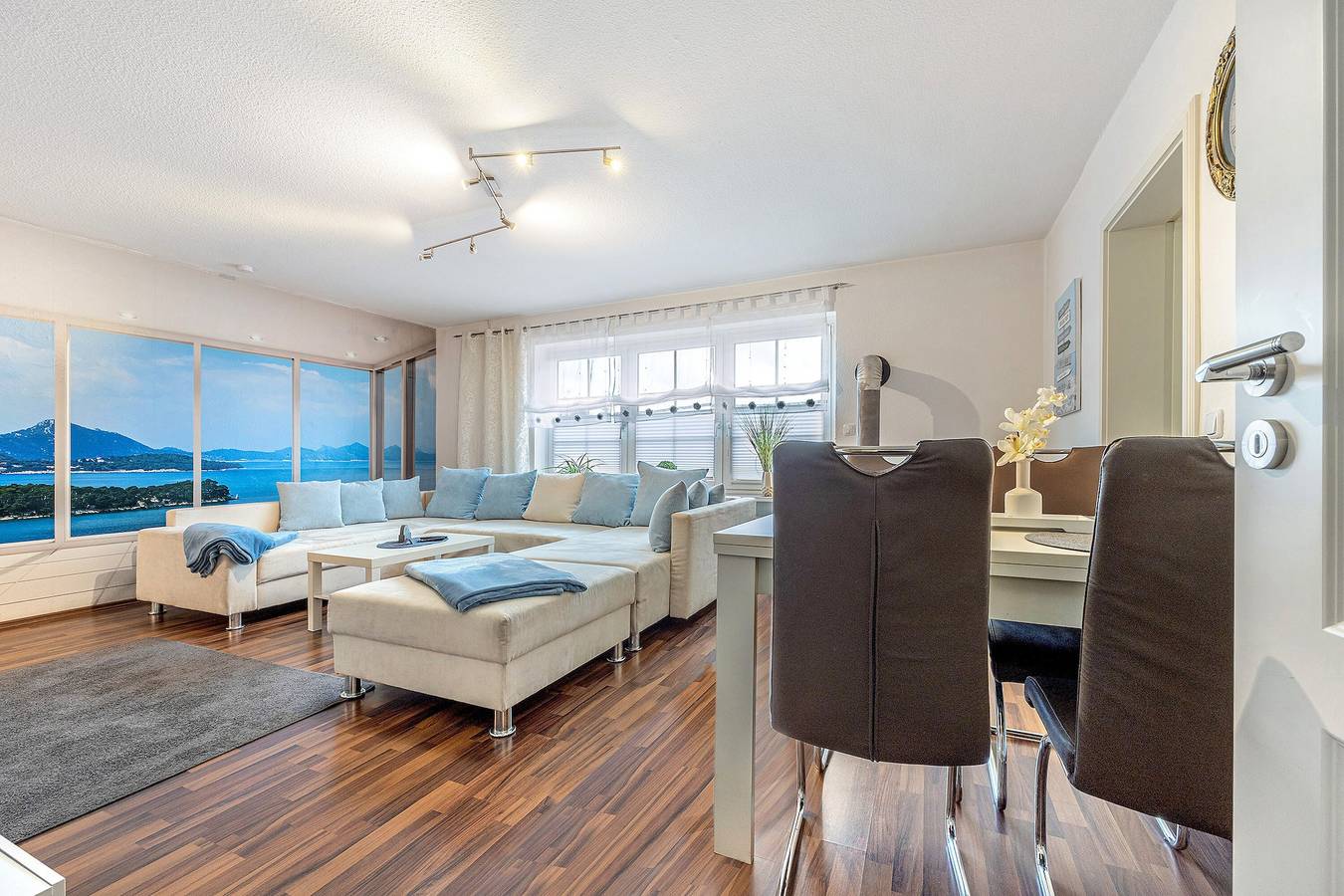 Ganze Wohnung, Ferienwohnung 'Connys' mit privater Terrasse und Wlan in Winsen (Aller), Aller-Leine-Tal