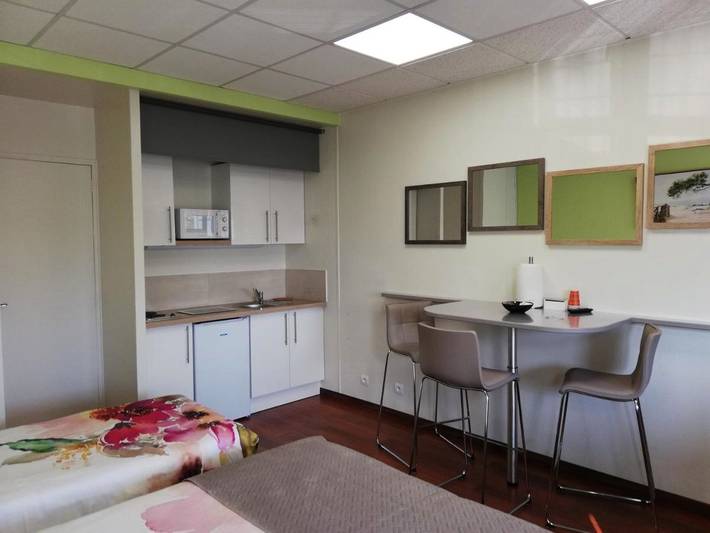 Location de vacances pour 2 personnes, avec balcon ainsi que vue et vue sur le lac à Bourbon-Lancy - 3