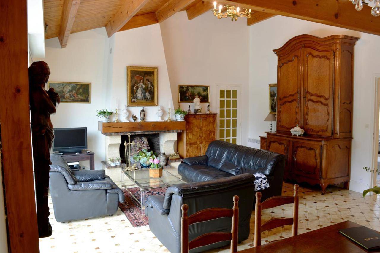 Ravissante Villa en bord de plage aux Grenettes in Sainte-Marie-de-Ré, Île de Ré