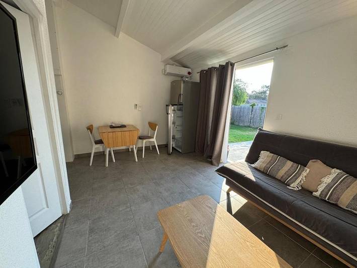 Gîte pour 7 personnes, avec jardin, animaux acceptés à Arsac - 4