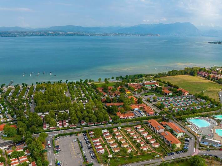Bungalow für 4 Personen, mit Kinderpool in Sirmione