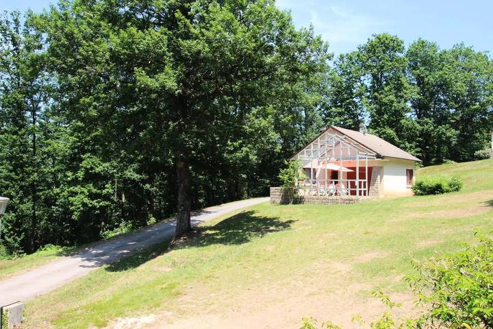 Gîte pour 4 personnes, avec jardin