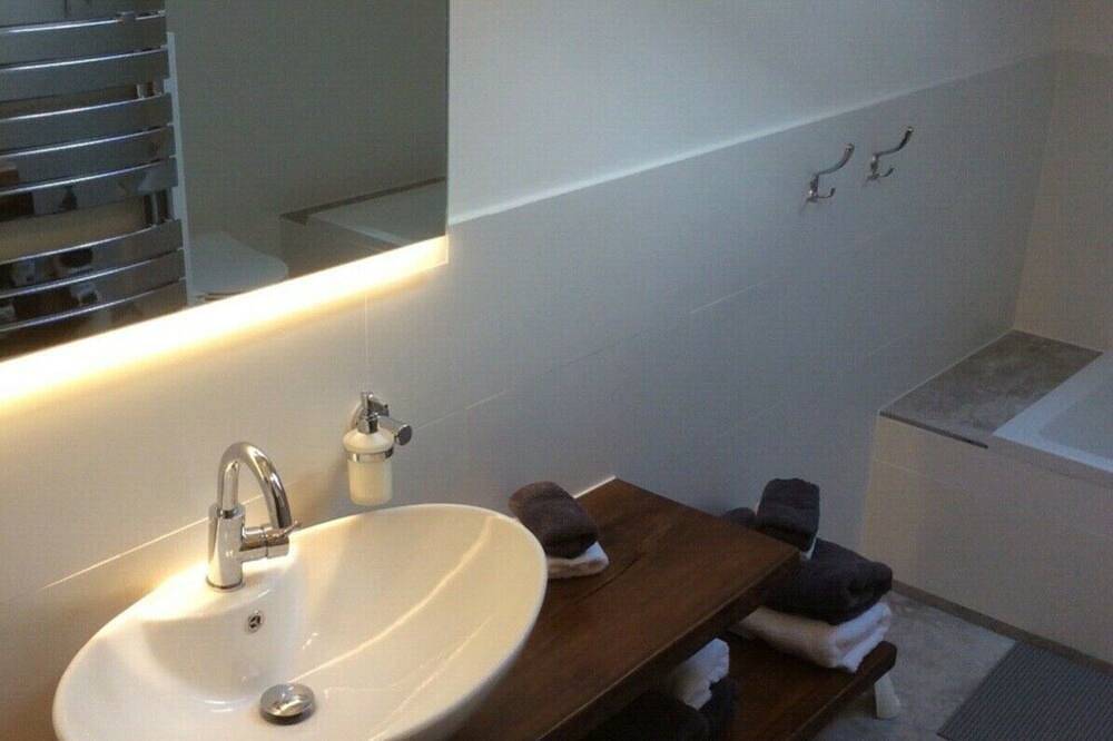 Ganze Wohnung, Ferienwohnung 3 Obergeschoss - Ferienwohnungen Forsthaus Krämer in Schliersee, Spitzingsee