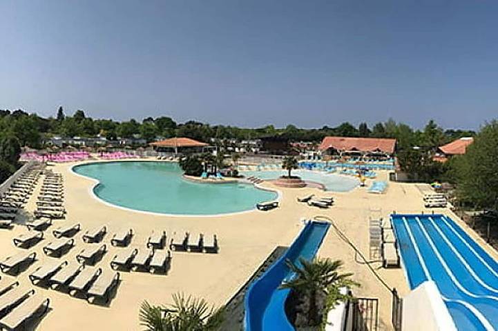 Camping pour 6 personnes à Gastes