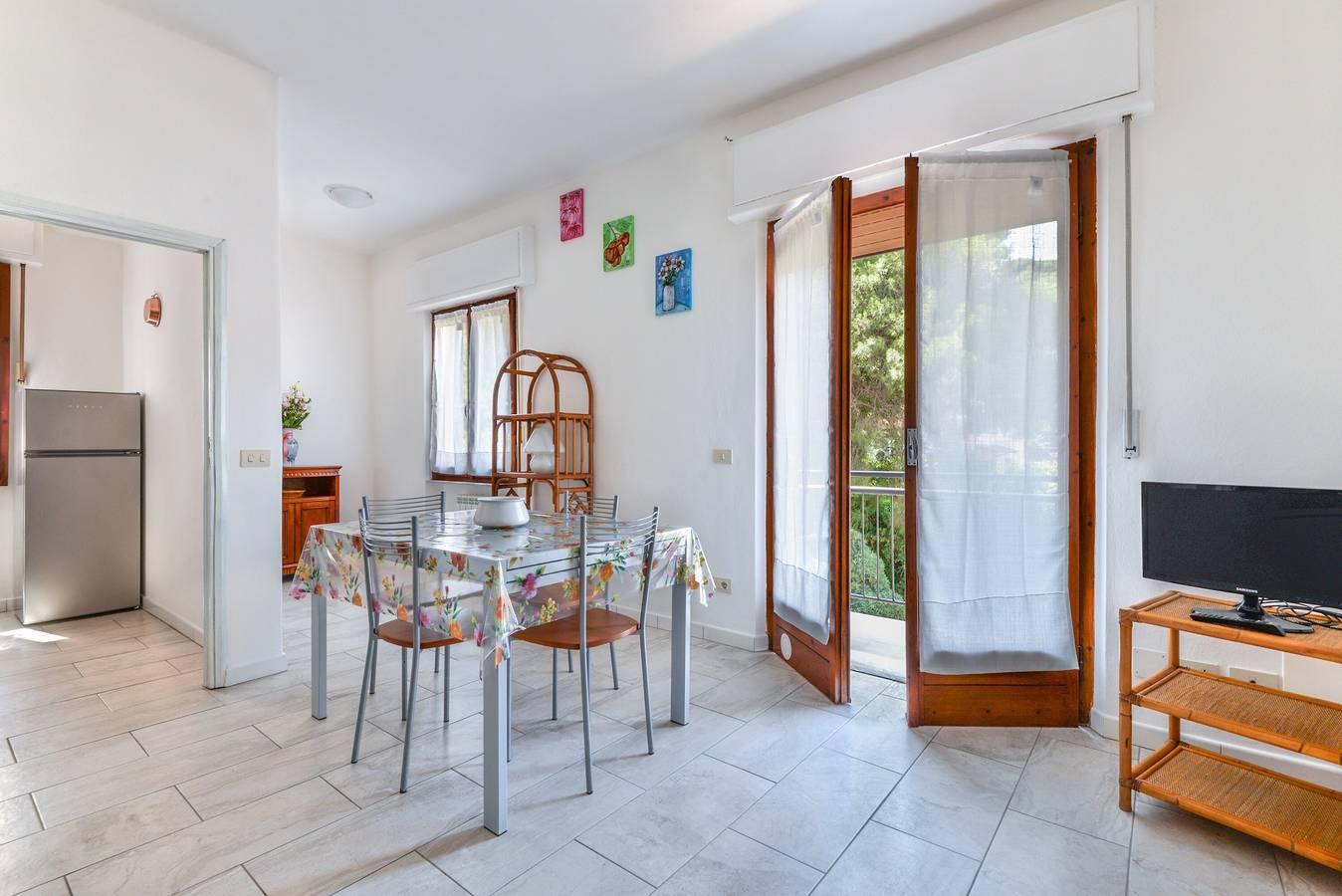 Appartamento intero, Appartamento 'Casa Claudia A Porto Azzurro' con Balcone in Porto Azzurro, Isola d'Elba