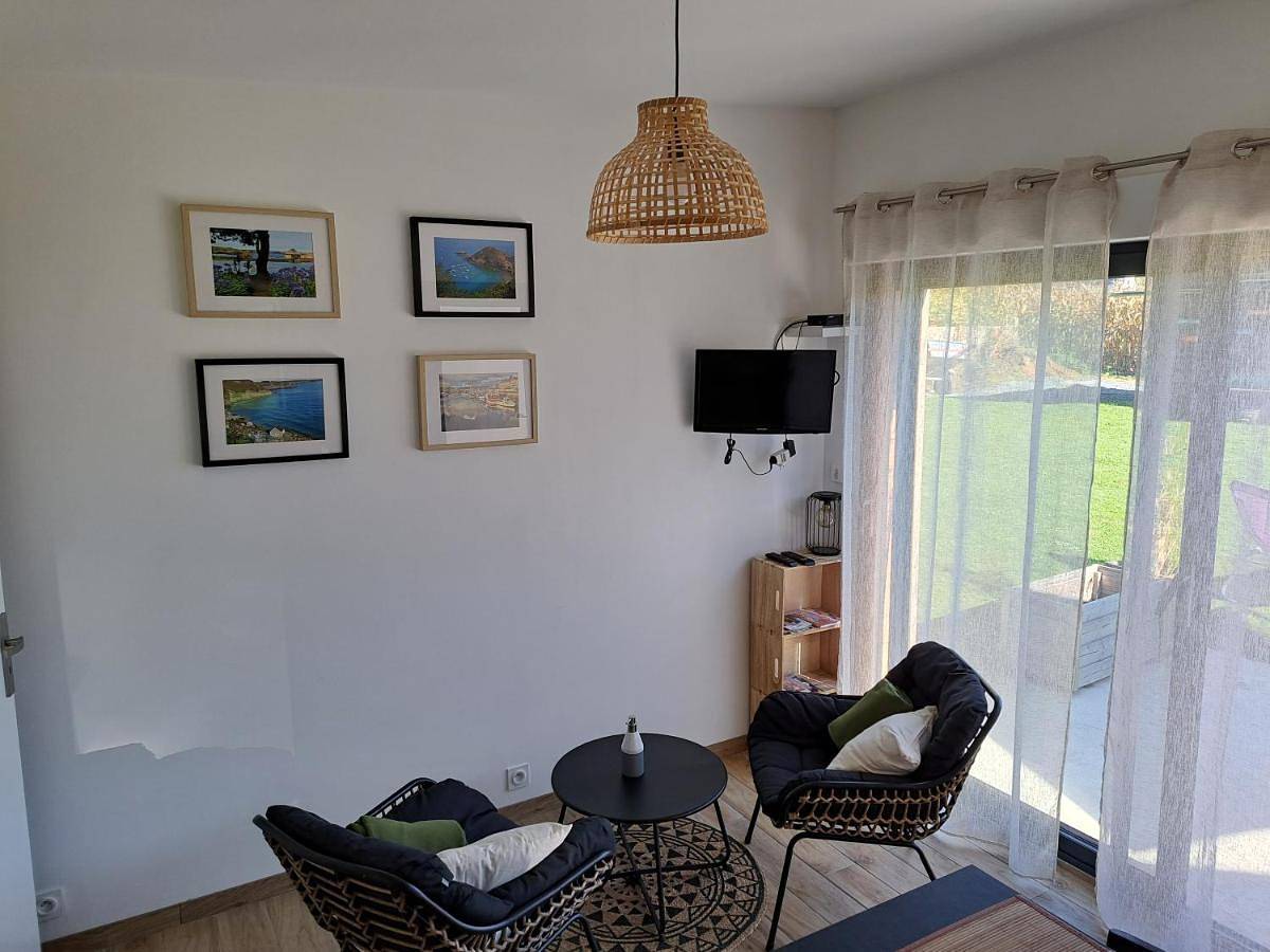 One-Bedroom House in Pludual, Côte de Goëlo