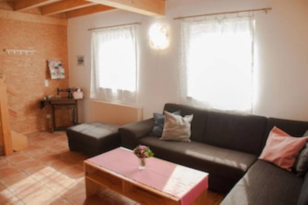 Beautiful holiday home in beautiful nature with a large garden in Schwaigern, Kraichgau