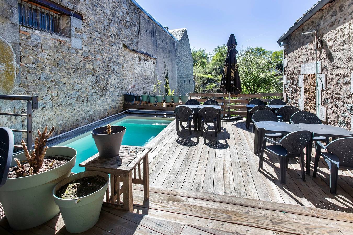 Chambres d’hôtes « Chambres Nature » avec piscine commune, terrasse et Wi-Fi in Piégut-Pluviers, Parc naturel régional Périgord-Limousin
