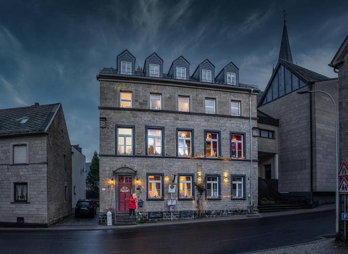 BnB für 20 Personen, mit Garten und Ausblick in der Eifel - 3