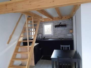 Gîte pour 2 personnes, avec jardin à Vayres