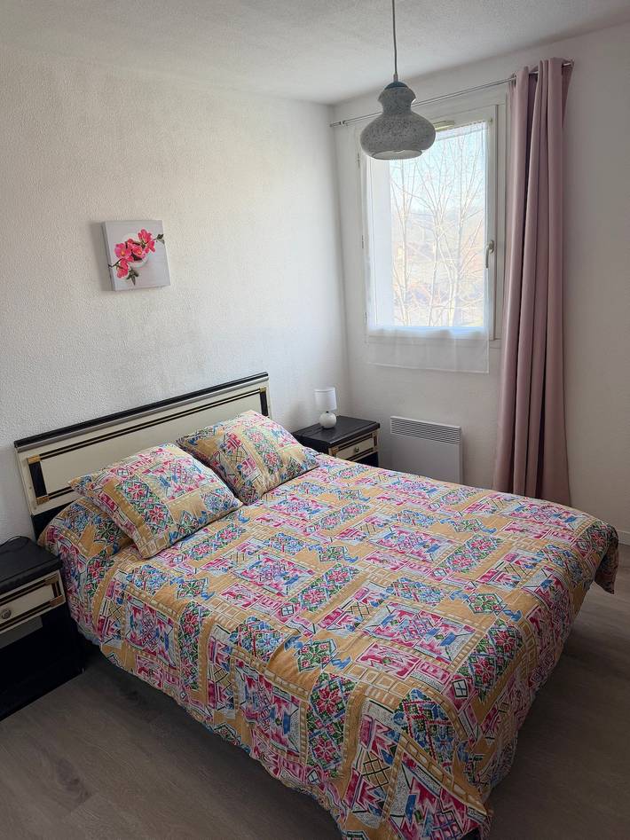 Ganze Wohnung, Appartement „T2 Les Mimosas“ mit Balkon in Salies-de-Béarn, Béarn
