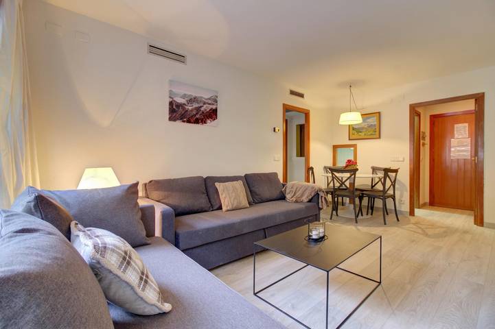 Ganze Wohnung, Eth Turcalh by Totiaran in Baqueira, Naut Aran