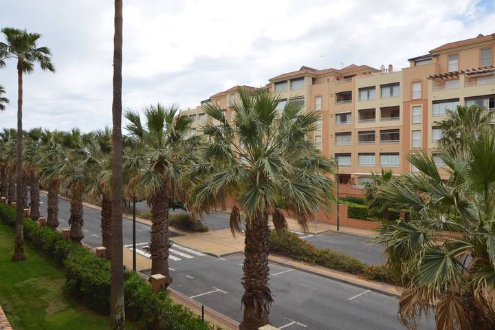 Appartement entier, Appartement de vacances pour 5 personnes avec piscine in Playa de Los Haraganes (Ayamonte), Ayamonte