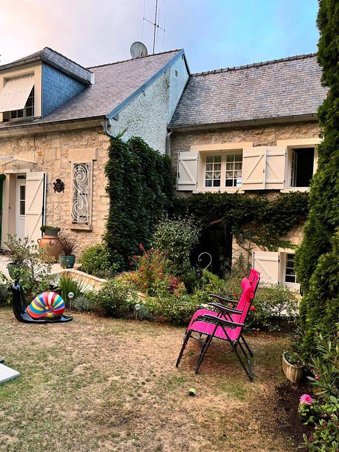 Maison d’hôte pour 2 personnes, avec Terrasse ainsi que Jardin et Vue
