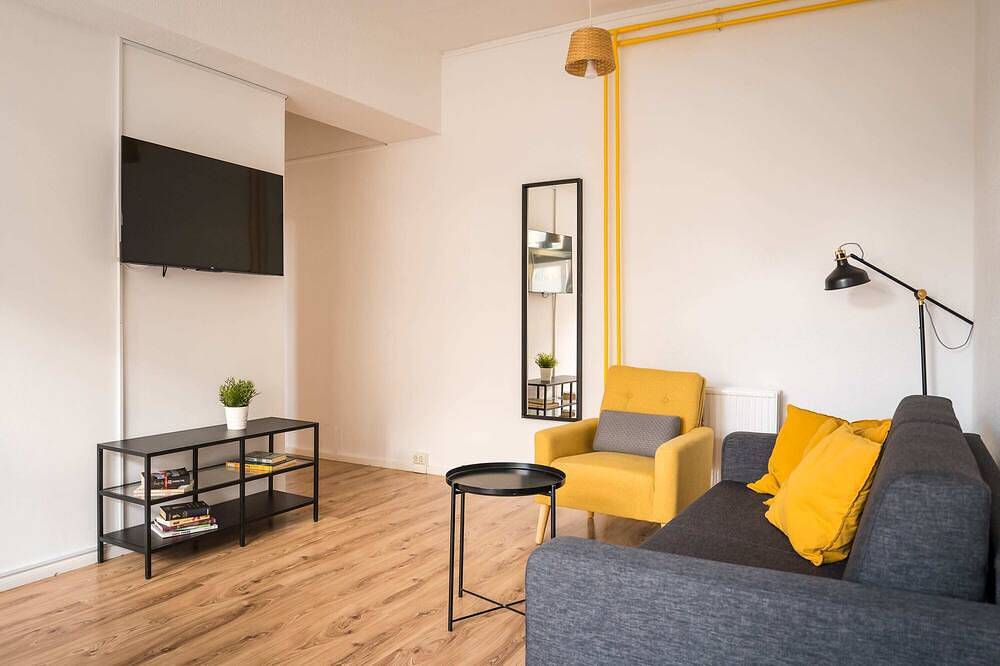 Ganze Wohnung, 2-Bedroom Apartment in Berlin-Pankow in Berlin Pankow, Berlin