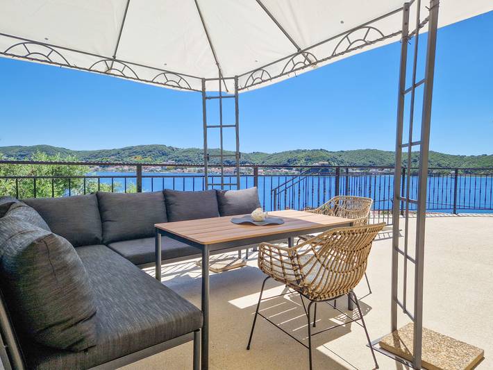 Ferienwohnung für 4 Personen, mit Garten, mit Haustier in Kvarner Bucht - 2