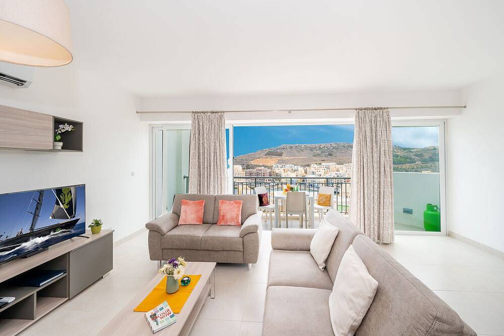 Ganze Wohnung, The Hillock Penthouse South in Marsalforn, Zebbug