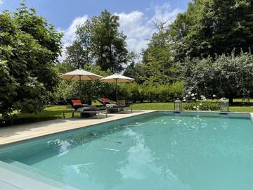 Gîte pour 4 personnes, avec jardin ainsi que piscine et terrasse à Biaudos