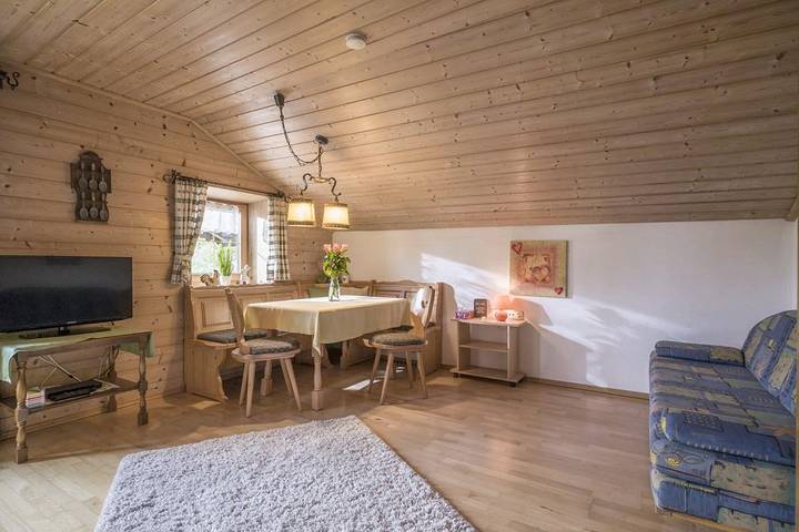 Ferienhaus für 4 Personen, mit Ausblick und Balkon, kinderfreundlich in Walchsee