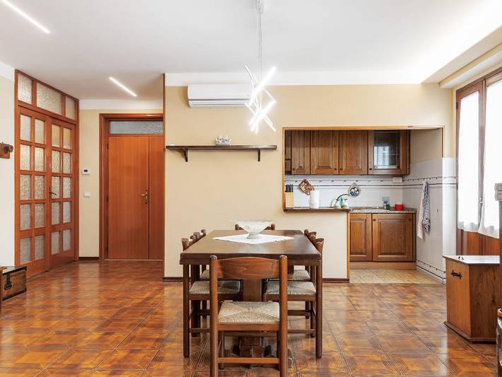 Ferienwohnung für 7 Personen, mit Balkon/Terrasse und Garten in Subbiano