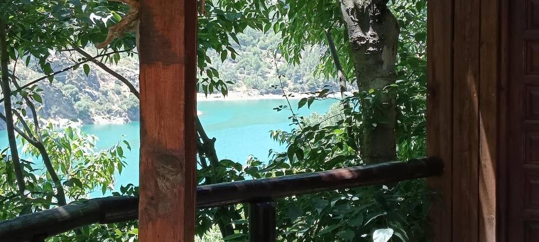 Casa rural para 5 personas, con Balcón y Terraza además de Piscina y Vistas al lago en Güejar Sierra - 4