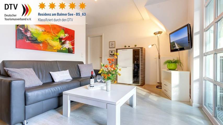 Ferienwohnung für 4 Personen, mit Sauna und Balkon sowie Seeblick - 1