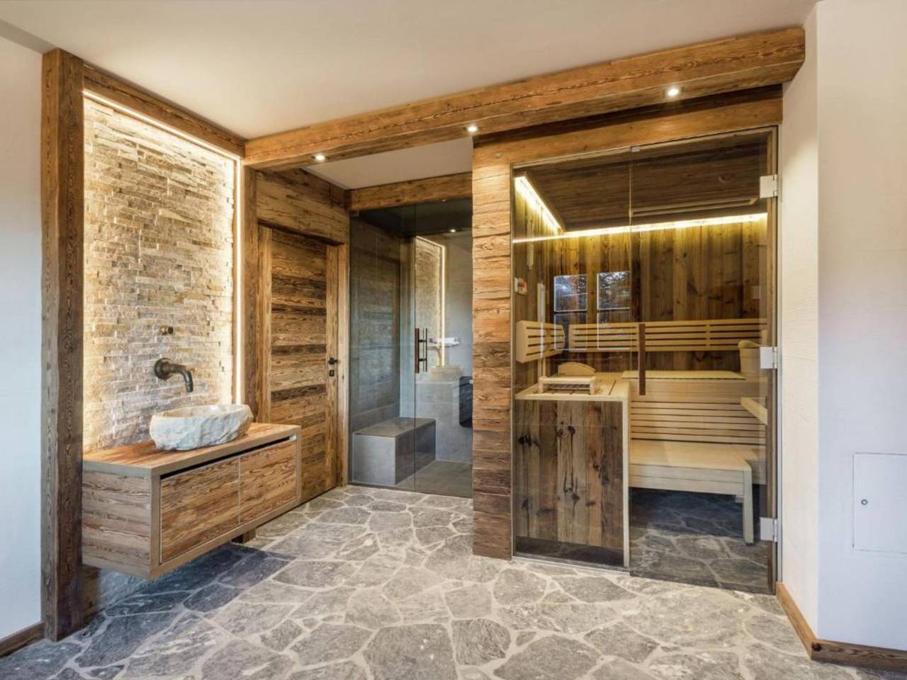 Luxe lodge met bergzicht, loungepool & 2 sauna's in Wagrain, Ski Amadé