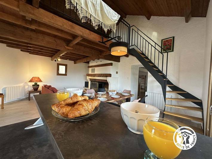 Gîte pour 8 personnes, avec terrasse et jardin à Mercus-Garrabet - 3