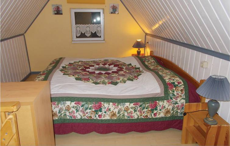Gemütliche Wohnung mit Terrasse und Parkplatz, 500m zur Küste in Ribnitz-Damgarten, Vorpommern-Rügen