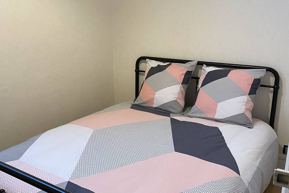 Apartamento entero, 3-room apartment (garage) in Moulins, Allier (desambiguación)