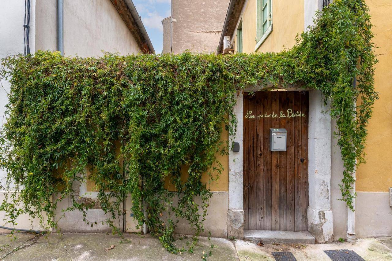 Appartement entier, Apartment with Terrace in Carcassonne, Région de Carcassonne