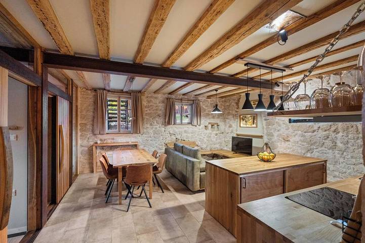 Ganze Wohnung, Ferienwohnung Heritage Stonehouse - Ugljan in Ugljan, Insel Ugljan
