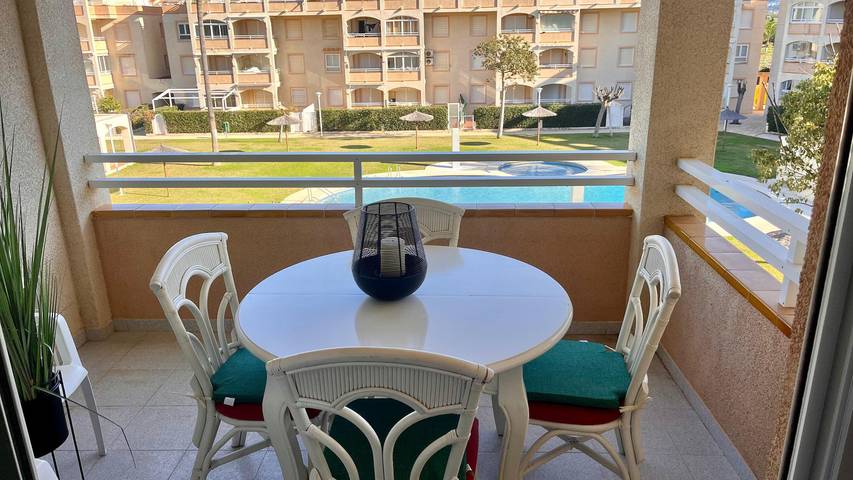 Vacation rental for 4 people, with children pool and yard as well as terrace in El Palmar