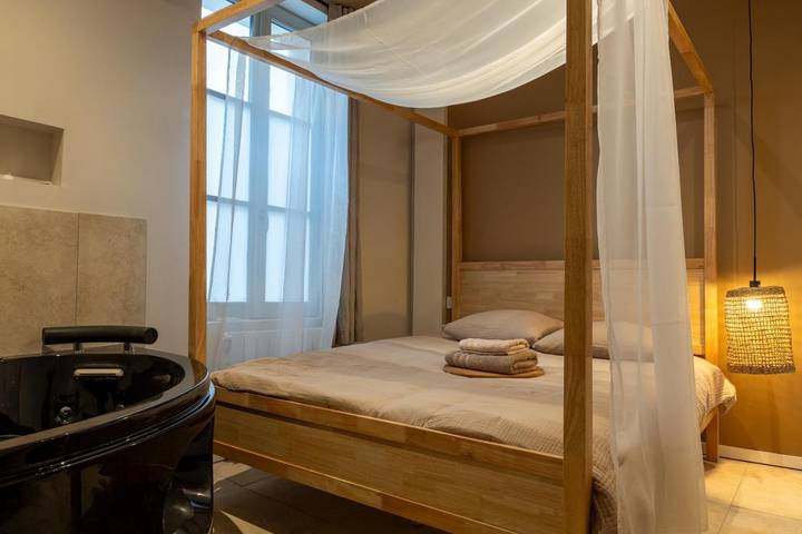 Appartement de vacances pour 2 personnes, avec jacuzzi et terrasse