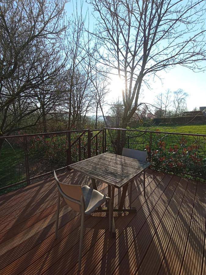 Gîte pour 2 personnes, avec terrasse et vue dans Maillen