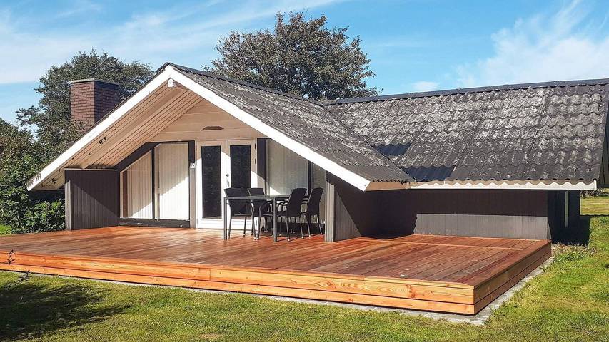 Ferienhaus für 6 Personen, mit Terrasse und Garten in Eskov Strandpark