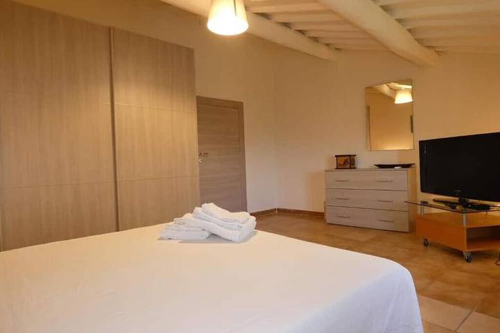 Location de vacances pour 4 personnes, avec jardin ainsi que terrasse et jacuzzi à Lugnano in Teverina - 3