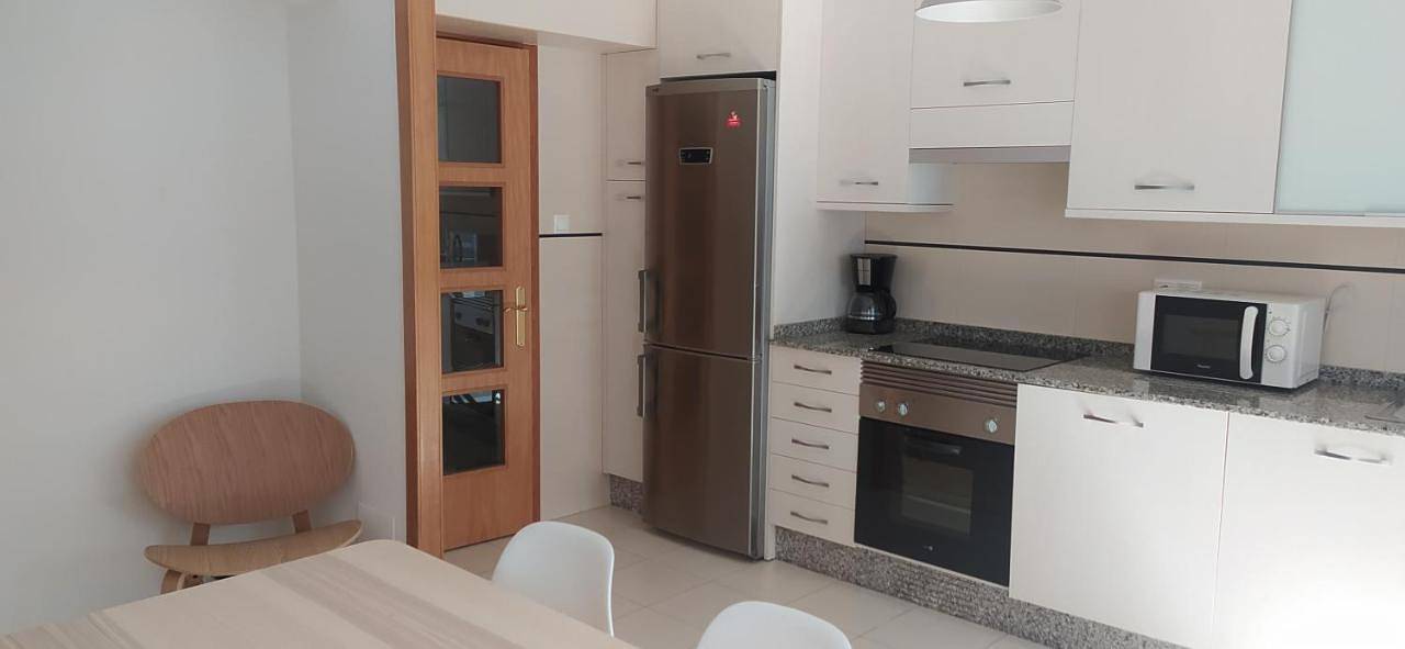 Apartamento inteiro, Three-Bedroom Apartment in Corunha, Costa de Galicia