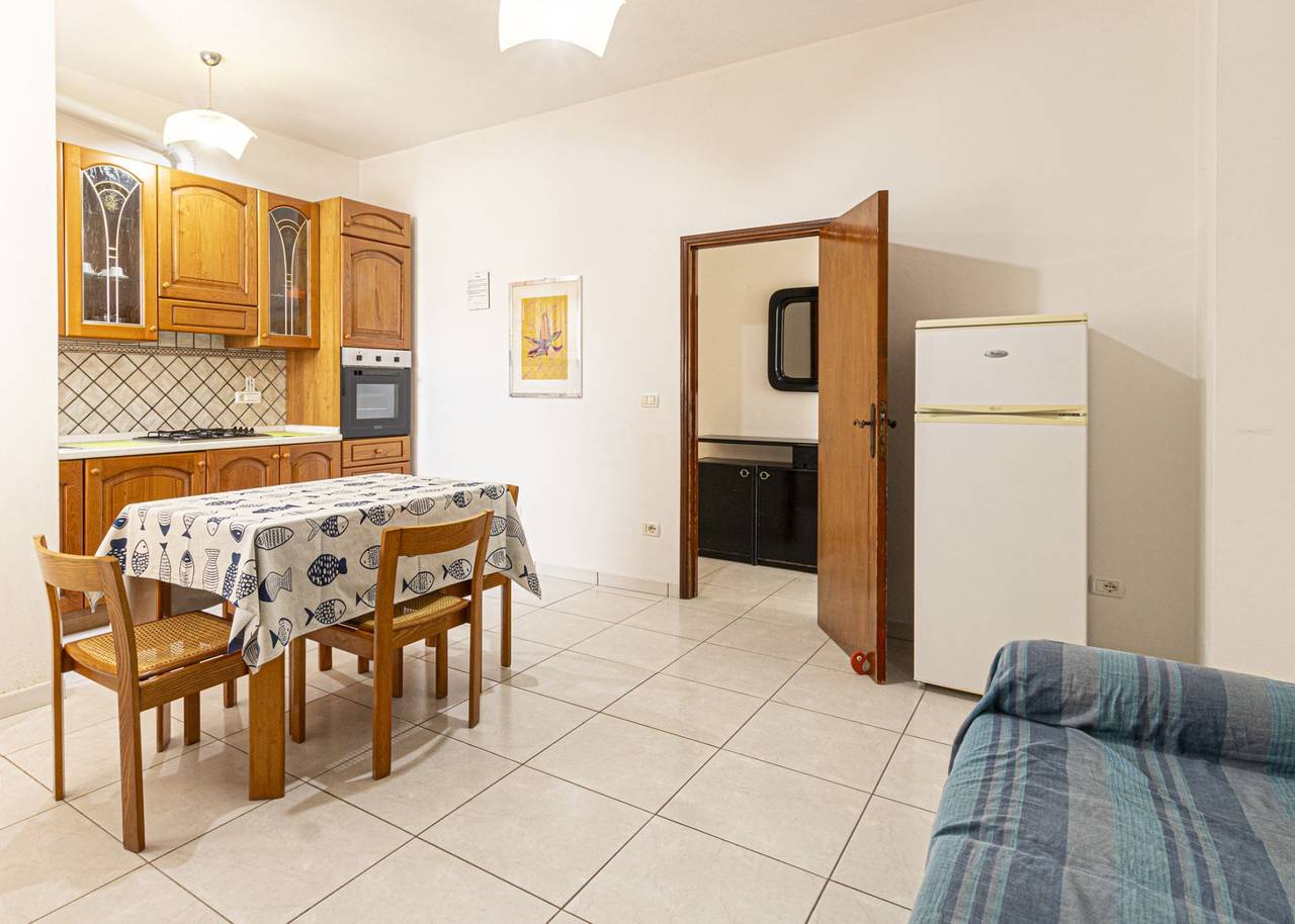 Ganze Ferienwohnung, Ferienwohnung für 4 Personen mit Balkon in Marina di Campo, Campo nell'Elba
