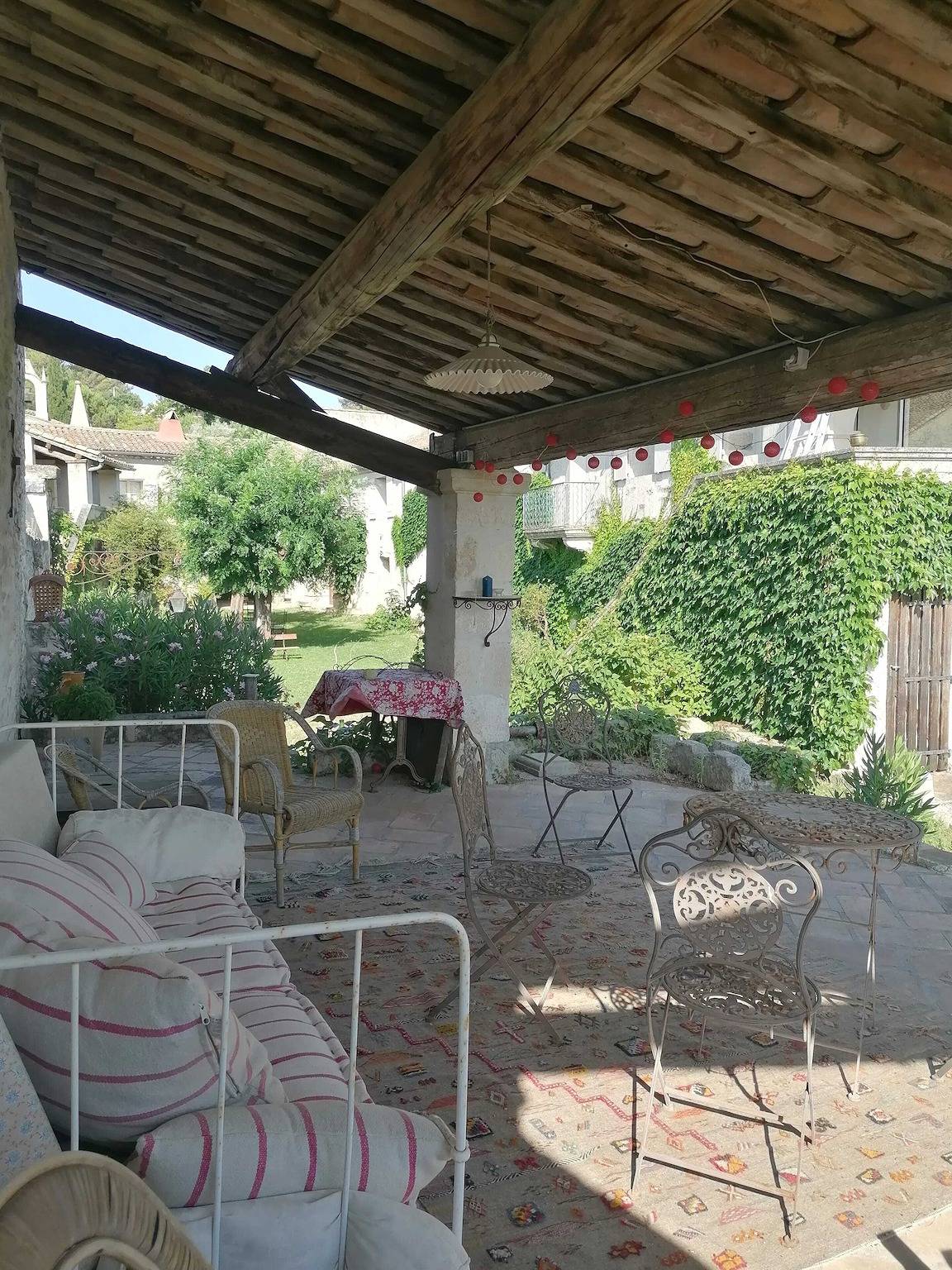 Amplia casa con jardín en Nages-et-Solorgues in Nages-et-Solorgues, Region de Nimes