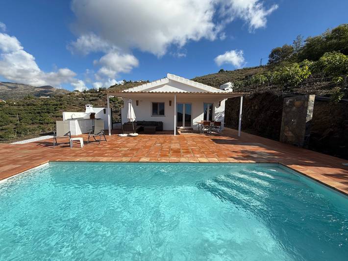 Casa rural para 4 personas, con Jardín