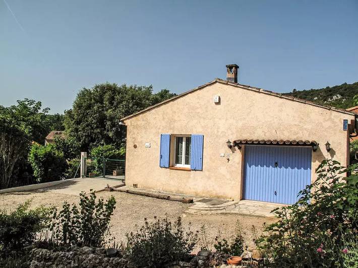 Villa für 4 Personen, mit Pool und Terrasse - 1
