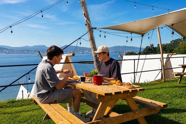 Tienda Buka (Vistas al mar Premium) in Moaña, Rias Baixas