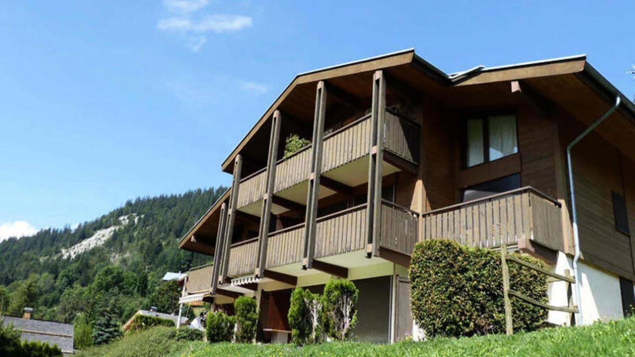 Entire holiday apartment, Holiday apartment for 6 people with balcony in La Clusaz, Annecy region