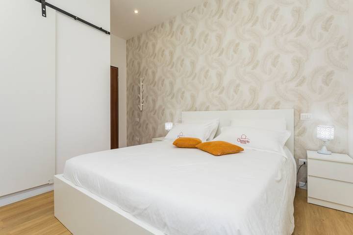 Clemente House Catania Centro - Chic Double Room with Private Bathroom in Catania, Catania Province