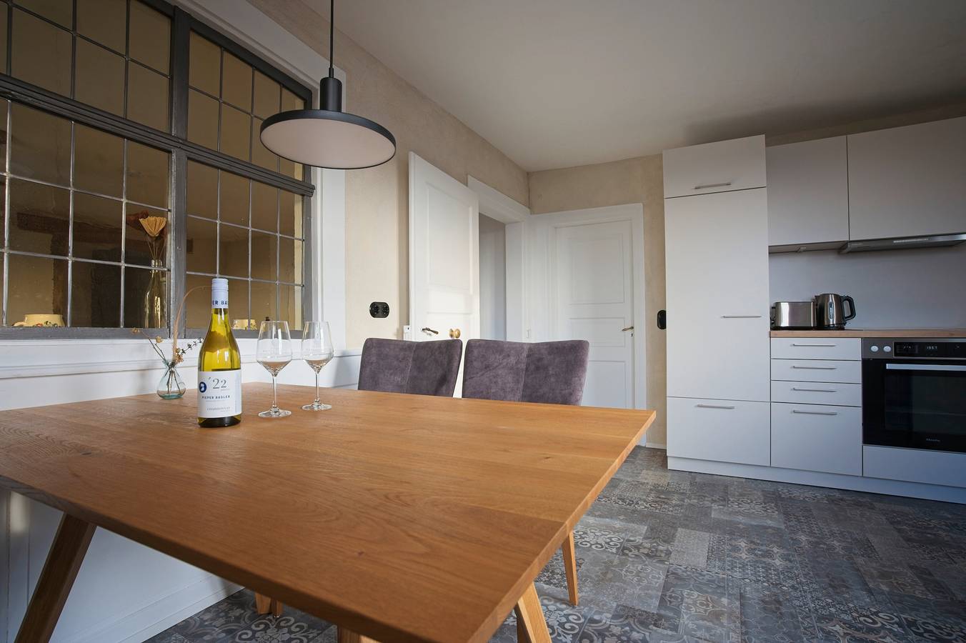 Ganze Wohnung, Ferienwohnung 'Groß' mit Gemeinschaftsgarten und Wlan in Offenburg, Mittlerer Schwarzwald