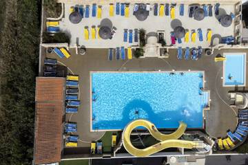 Camping pour 4 Personnes dans La Tranche-sur-Mer, Vendée, Photo 1