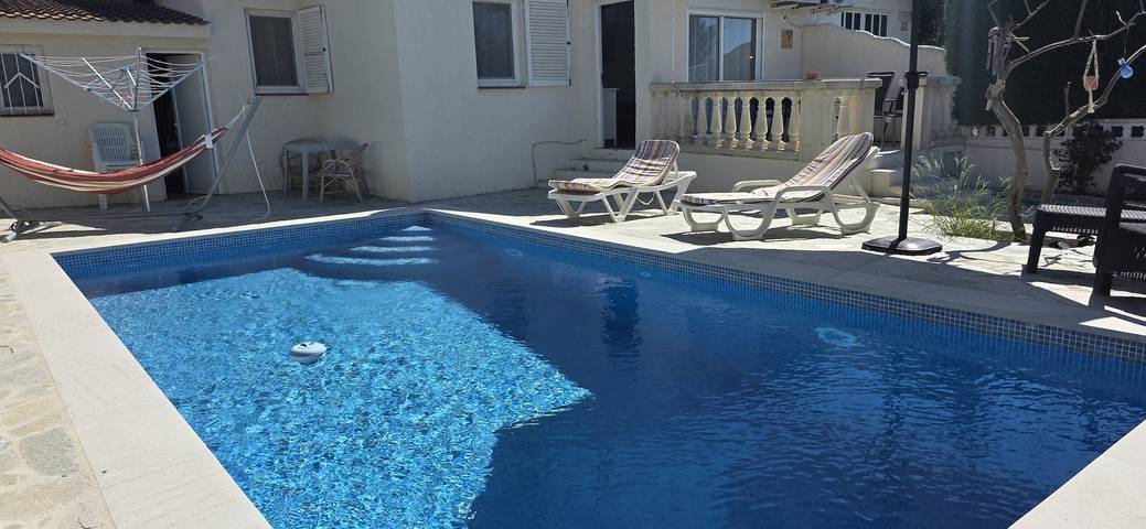 Maison de vacances pour 4 personnes, avec jardin et terrasse sur la Costa Dorada
