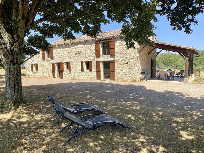 Gîte pour 7 personnes, avec Terrasse et Jardin à Mouzieys-Panens